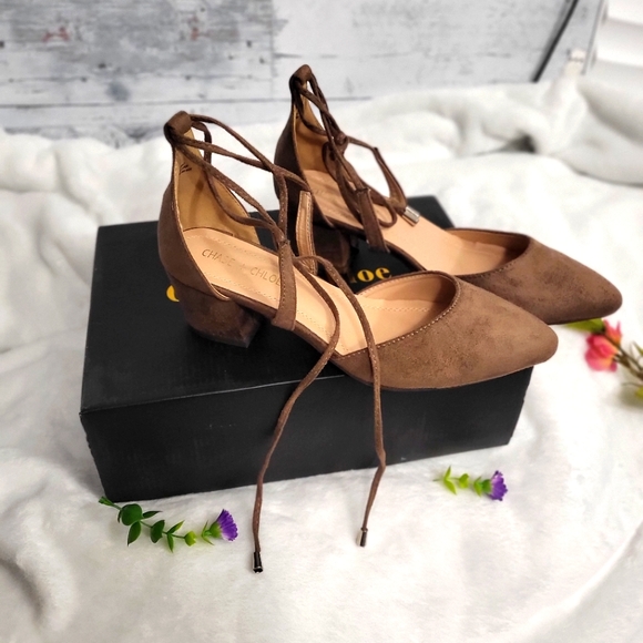 Chase + Chloe lace-up - Picture 2 of 4